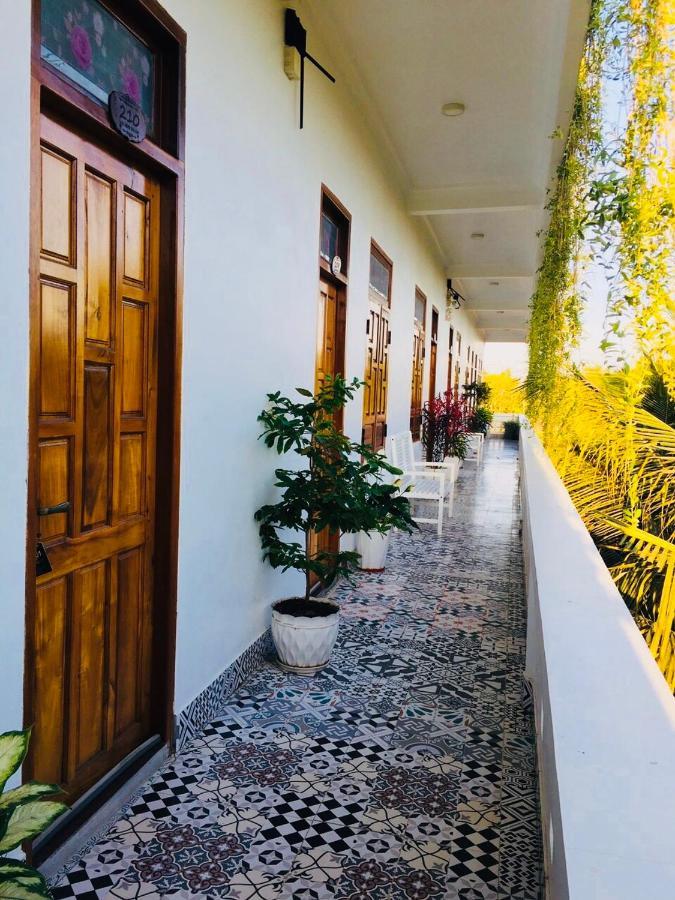 Lagi 1001 Nights Hotel المظهر الخارجي الصورة